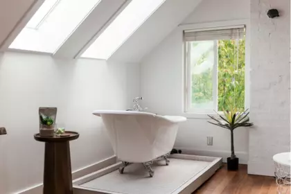 Hot Tub / Spa Photo of 2110 Alberta Street, Vancouver, BC