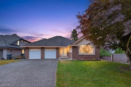 9416 163a Street, Surrey, BC, Surrey — Single Family Residence for sale
