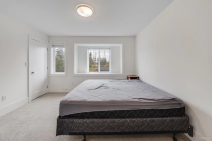 Basement Recreation Room Photo of 2517 168 Street, Surrey, BC