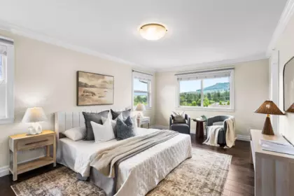Bedroom 2 Photo of 10680 239 Street, Maple Ridge, BC
