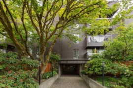 203 3680 W 7th Avenue, Vancouver, BC