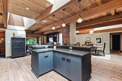 Kitchen Photo of 22567 127 Avenue, Maple Ridge, BC