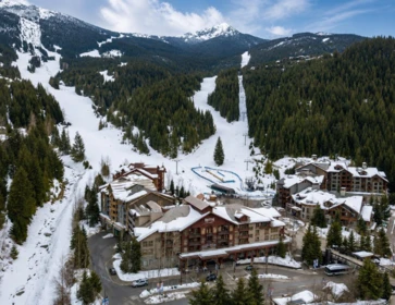220D 2036 London Lane, Whistler, BC, Whistler — Apartment/Condo for sale