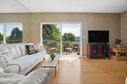 Family Room Photo of 539 Ioco Road, Port Moody, BC