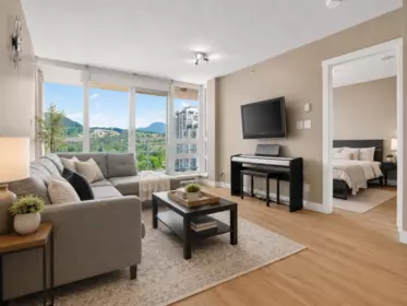 2102 2978 Glen Drive, Coquitlam, BC, Coquitlam — Apartment/Condo for sale