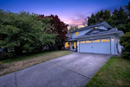 1054 163a Street, Surrey, BC, Surrey — Single Family Residence for sale
