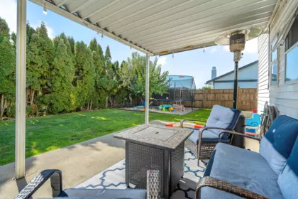 Office / Den Photo of 14596 89 Avenue, Surrey, BC
