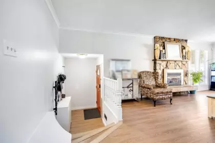 Powder Room Photo of 14596 89 Avenue, Surrey, BC