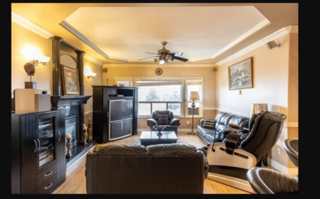 Breakfast Nook Photo of 13918 115a Avenue, Surrey, BC