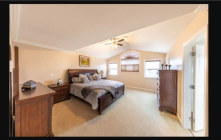 Entry Foyer Photo of 13918 115a Avenue, Surrey, BC
