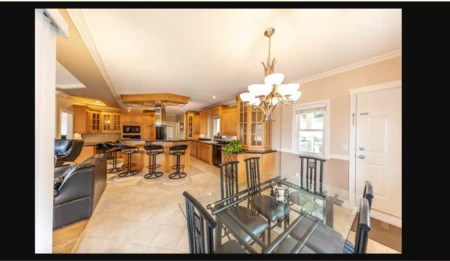 Kitchen Photo of 13918 115a Avenue, Surrey, BC