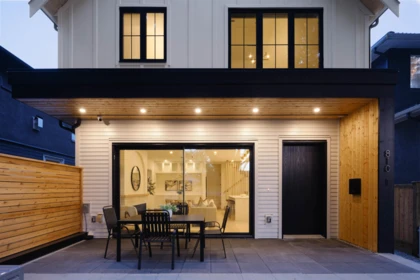 1 810 E 22nd Avenue, Vancouver, BC, Vancouver — Half Duplex for sale