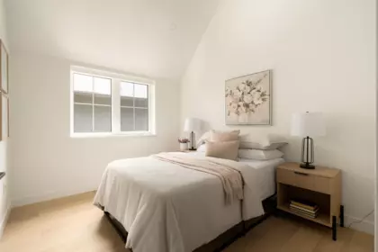 Office / Den Photo of 1 810 E 22nd Avenue, Vancouver, BC