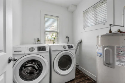 Laundry Room Photo of 45719 Kipp Avenue, Chilliwack, BC
