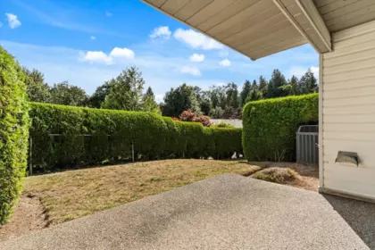 Front Yard Photo of 31 3351 Horn Street, Abbotsford, BC