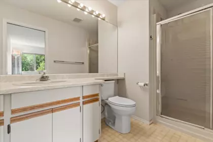 Powder Room Photo of 31 3351 Horn Street, Abbotsford, BC