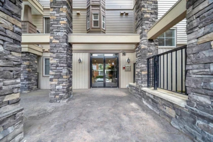 210 5454 198 Street, Langley, BC, Langley — Apartment/Condo for sale