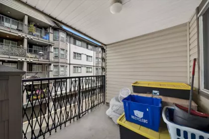 Laundry Room Photo of 210 5454 198 Street, Langley, BC