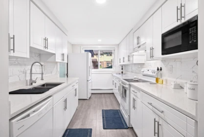 Breakfast Nook Photo of 211 13931 74 Avenue, Surrey, BC