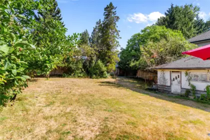 13897 100 Avenue, Surrey, BC, Surrey — Single Family Residence for sale