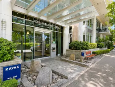 Hot Tub / Spa Photo of 406 1633 Ontario Street, Vancouver, BC