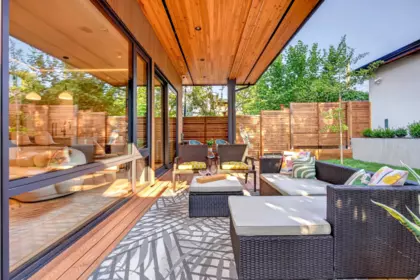 Backyard Photo of 2 3836 W 21st Avenue, Vancouver, BC