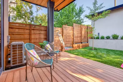 Front Yard Photo of 2 3836 W 21st Avenue, Vancouver, BC
