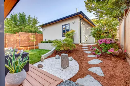 Garden / Landscaping Photo of 2 3836 W 21st Avenue, Vancouver, BC