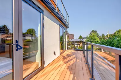 Hot Tub / Spa Photo of 2 3836 W 21st Avenue, Vancouver, BC