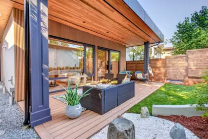 Swimming Pool Photo of 2 3836 W 21st Avenue, Vancouver, BC
