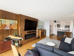 303 441 E 3rd Street, North Vancouver, BC