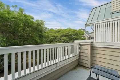Garden / Landscaping Photo of 410 5500 Lynas Lane, Richmond, BC
