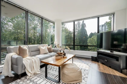 601 301 Capilano Road, Port Moody, BC, Port Moody — Apartment/Condo for sale