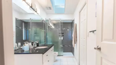 Powder Room Photo of 12431 Harrison Avenue, Richmond, BC