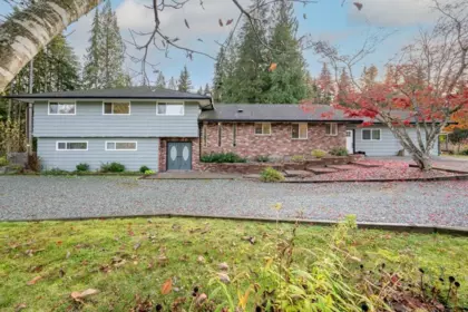 Kitchen Photo of 25908 124 Avenue, Maple Ridge, BC