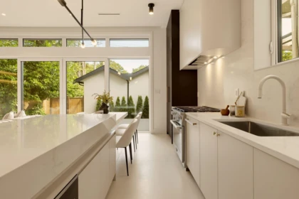 Breakfast Nook Photo of 2 3617 W 12th Avenue, Vancouver, BC