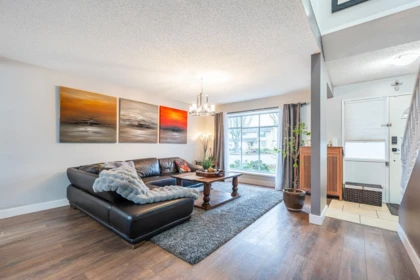 Kitchen Photo of 6361 172 Street, Surrey, BC