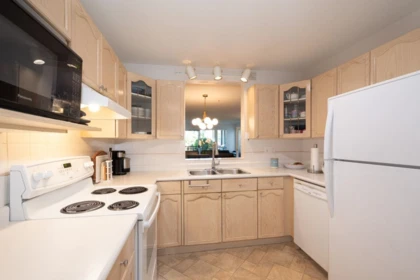 Kitchen Photo of 112 4955 River Road, Delta, BC