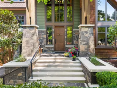 Family Room Photo of 2650 Dogwood Drive, Surrey, BC