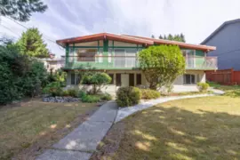 7107 Broadway, Burnaby, BC