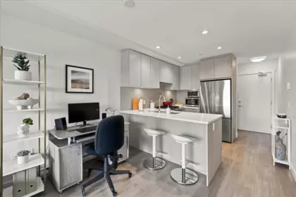 Kitchen Photo of 601 707 Como Lake Avenue, Coquitlam, BC