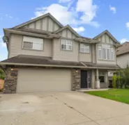 27082 35 Avenue, Langley, BC