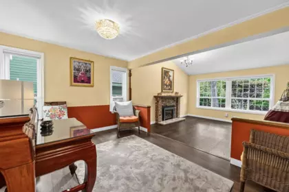Breakfast Nook Photo of 2092 148 Street, Surrey, BC