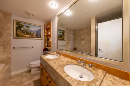 Guest Bathroom Photo of 3601 1438 Richards Street, Vancouver, BC