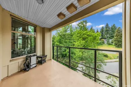 Loft / Bonus Room Photo of 402 265 Ross Drive, New Westminster, BC