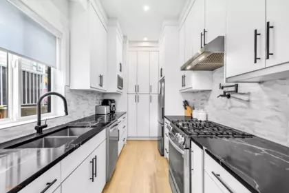 Kitchen Photo of 278 56 Street, Delta, BC