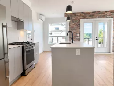 Laundry Room Photo of 418 2493 Montrose Avenue, Abbotsford, BC