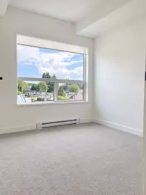 Mudroom Photo of 418 2493 Montrose Avenue, Abbotsford, BC
