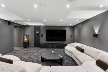 Garage Interior Photo of 16018 9a Avenue, Surrey, BC