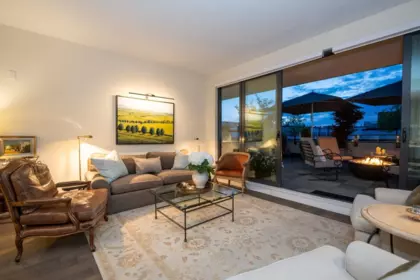 302 4427 Cambie Street, Vancouver, BC, Vancouver — Apartment/Condo for sale